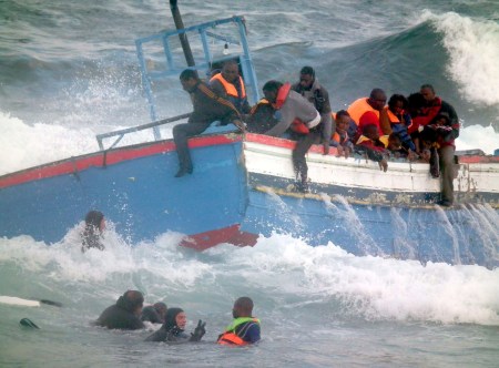 NUOVO DRAMMA DEI MIGRANTI, ANNEGANO DUE DONNE A PANTELLERIA
